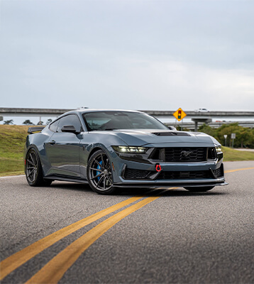 2024 Mustang Dark Horse Glamour Shot